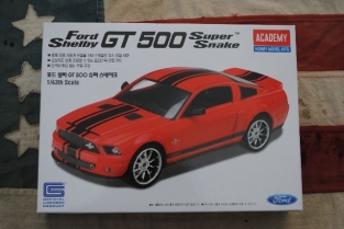 Academy 15517  Ford Shelby GT 500 Super Snake